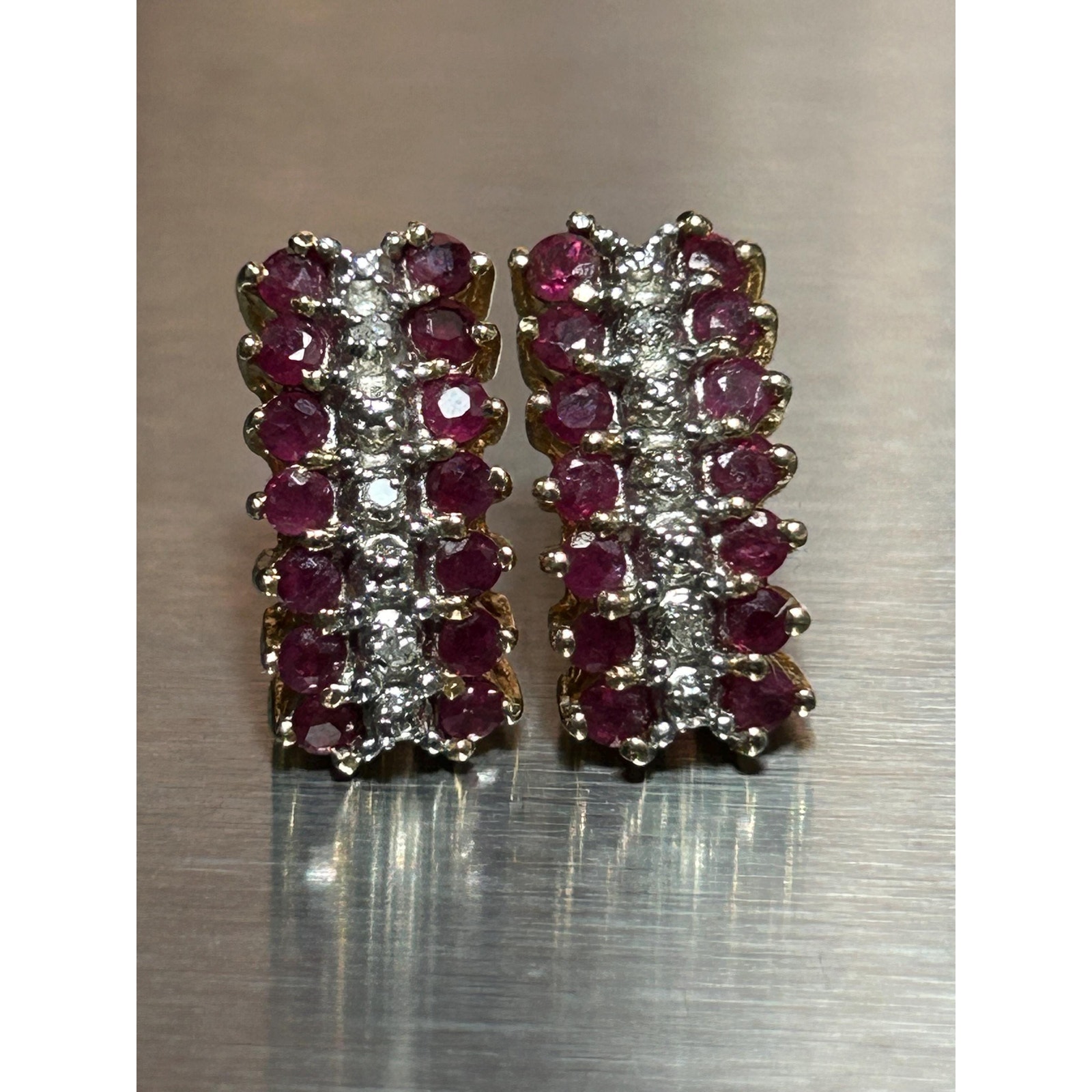 Vintage 10k Solid Yellow Gold White Gold Two Tone Ruby Diamond Bar Stud Earrings 399$